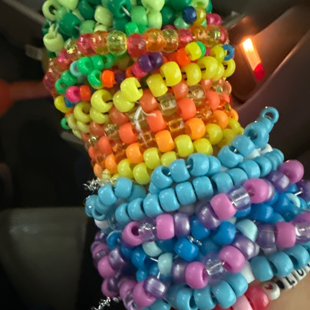 Kandi - Picture 2 of 3